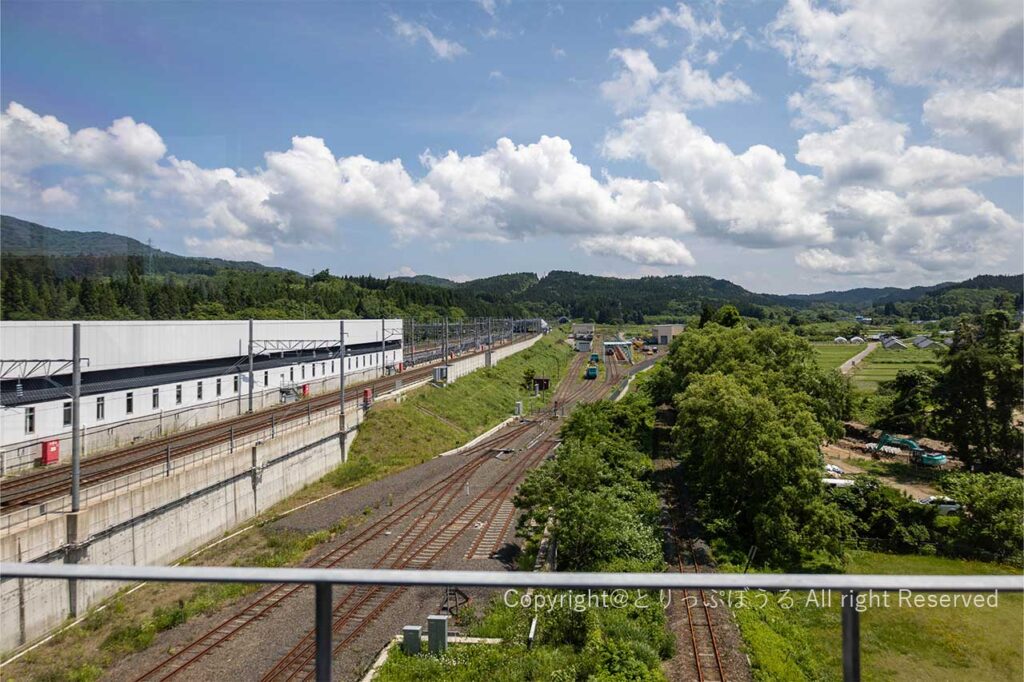 奥津軽いまべつ駅と車両基地