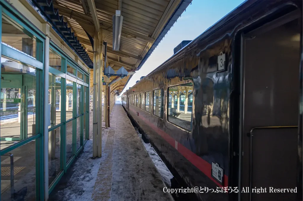 SL冬の湿原号出発直前の釧路駅ホーム
