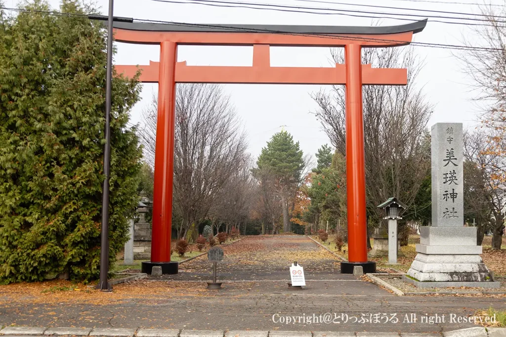 美瑛神社鳥居